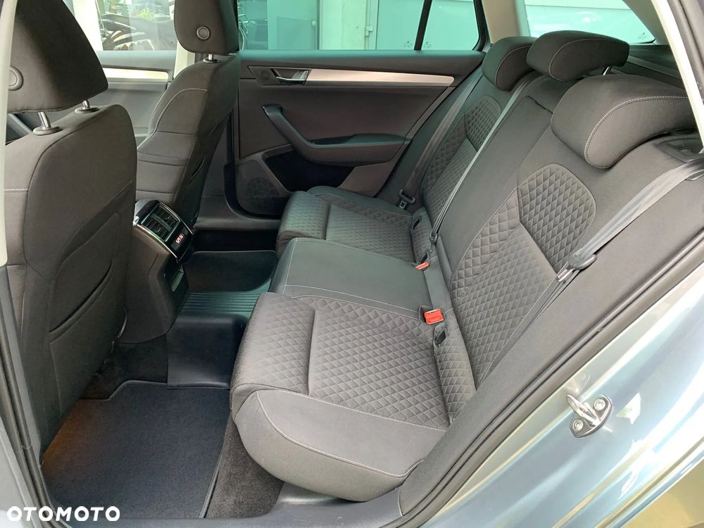 Skoda Superb 1.5 TSI ACT DSG Active - 14