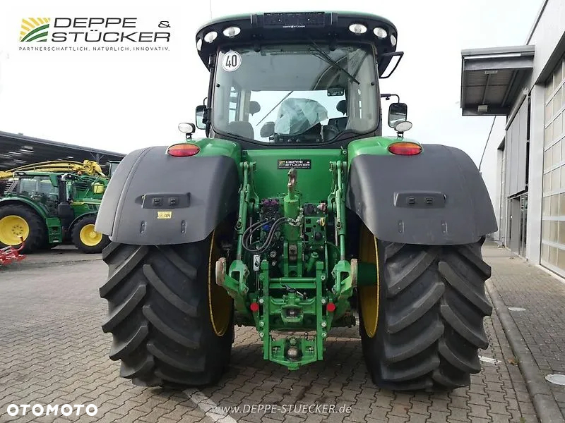 John Deere 7230R - 7