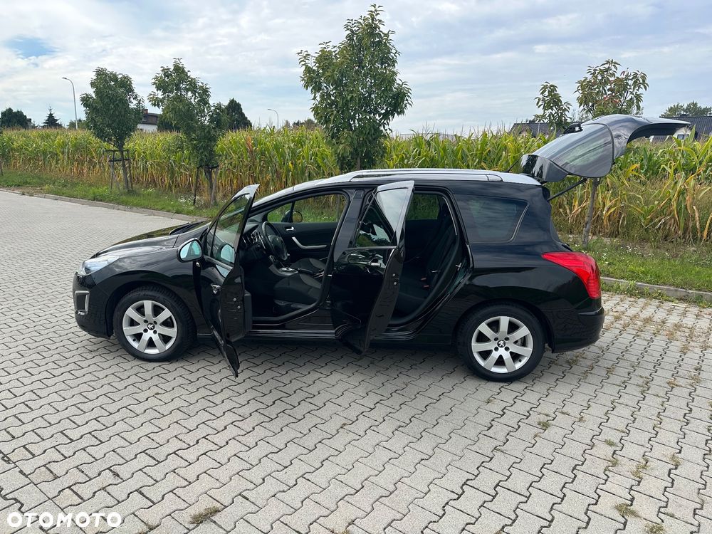 Peugeot 308 - 1