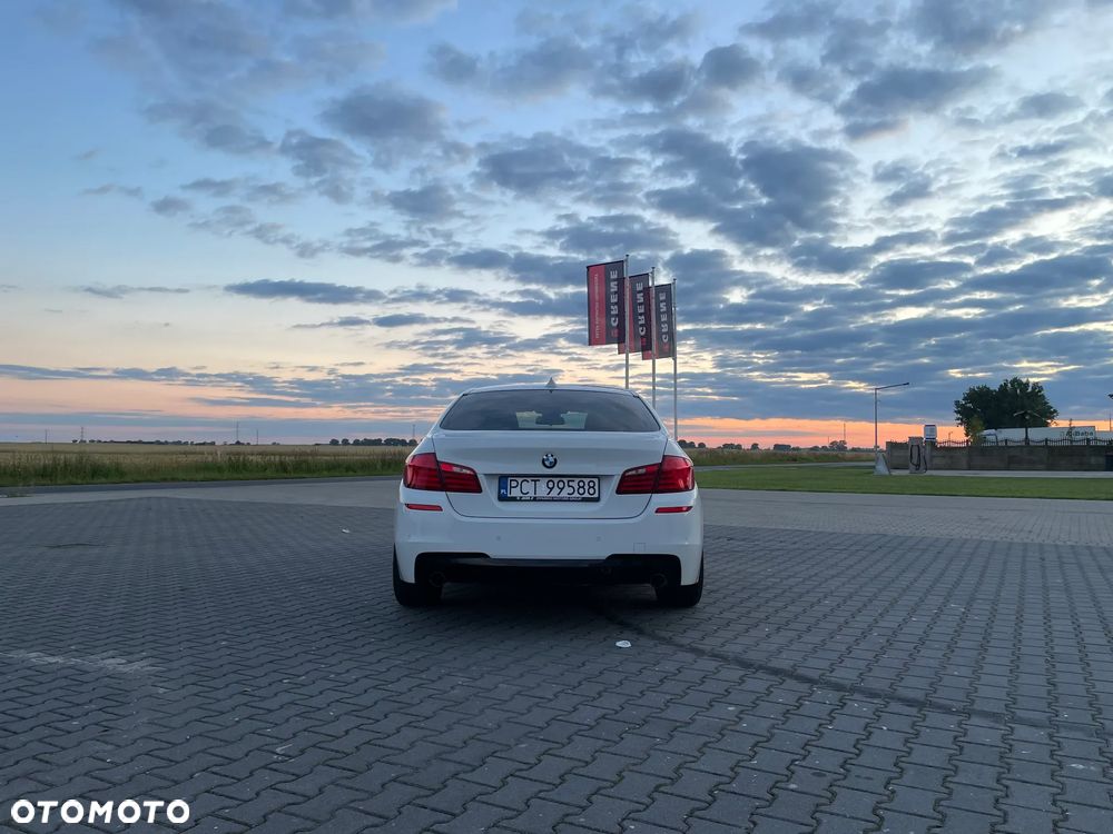 BMW Seria 5 535d xDrive - 4
