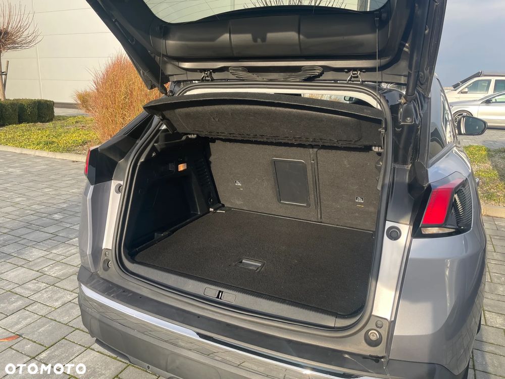 Peugeot 3008 1.2 PureTech Allure S&S EAT8 - 20