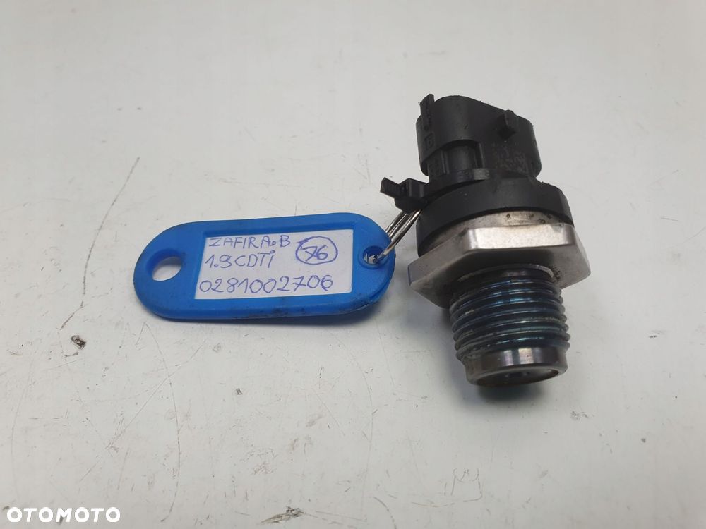Opel Zafira B 1.9 CDTI CZUJNIK PALIWA zawór 0281002706 - 3