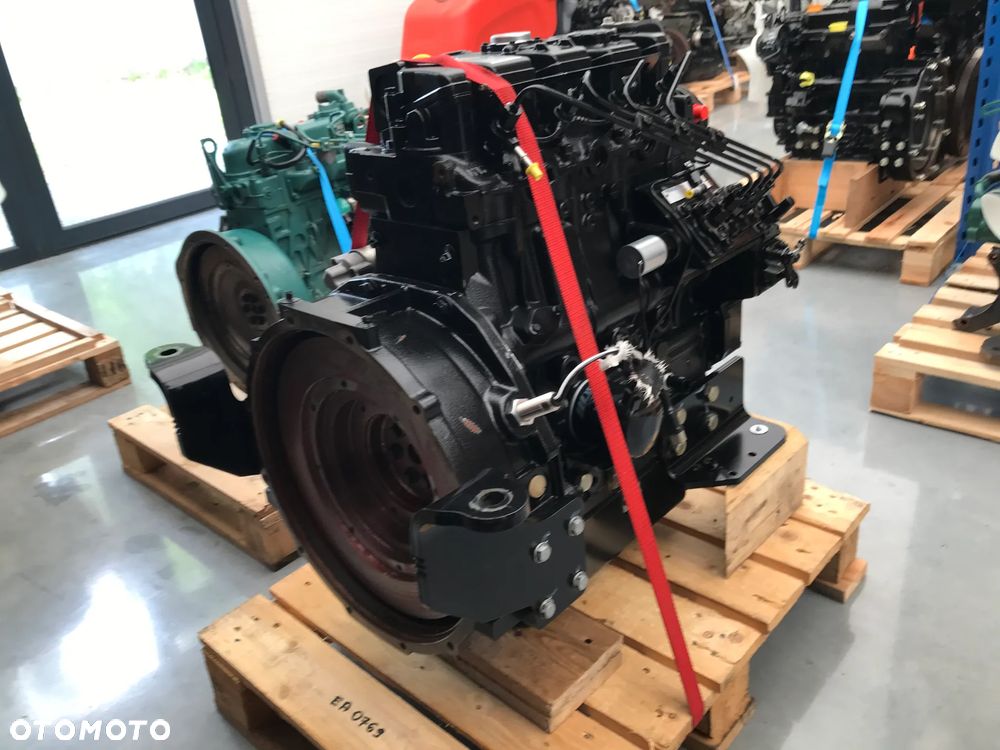 SILNIK Perkins SHIBAURA 404D-22 17499netto - 7