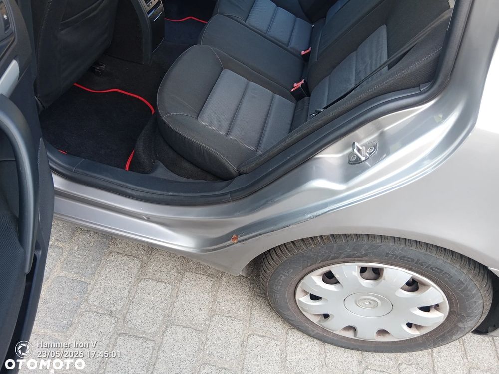 Skoda Octavia 1.6 Combi - 20