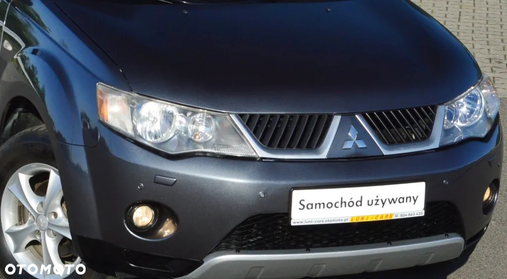 Mitsubishi Outlander - 3