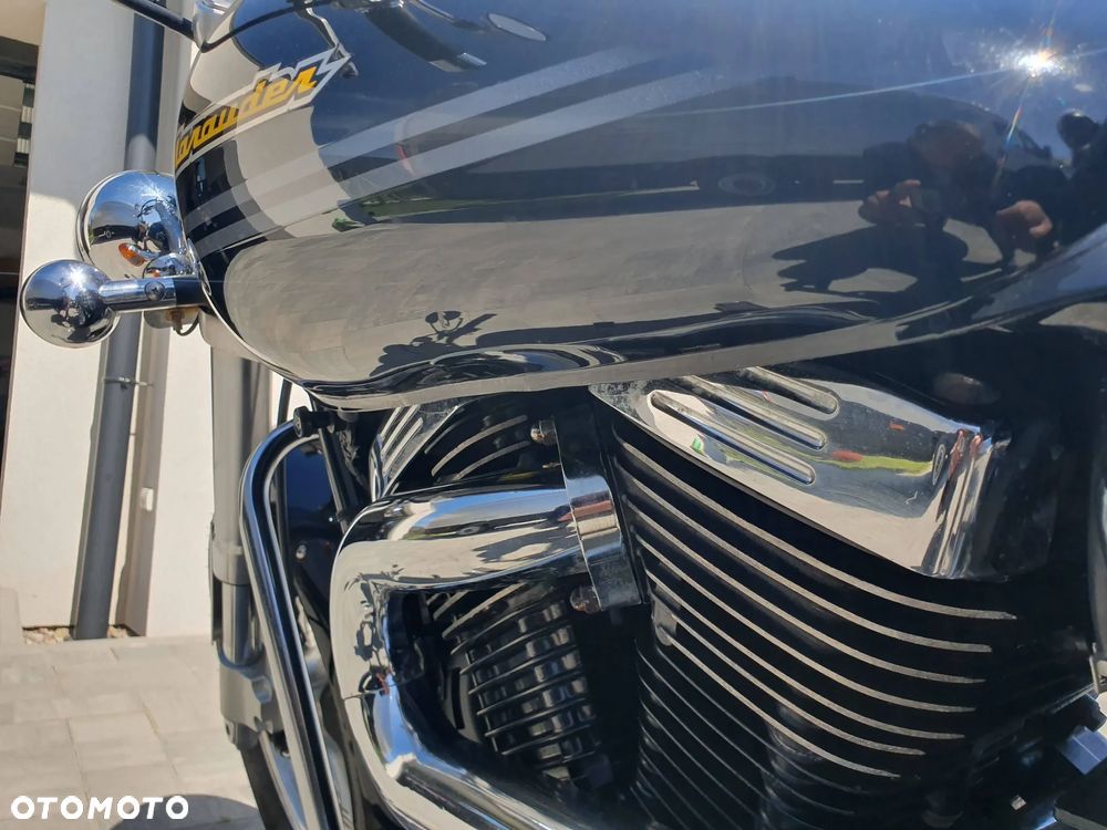 Suzuki Marauder - 14