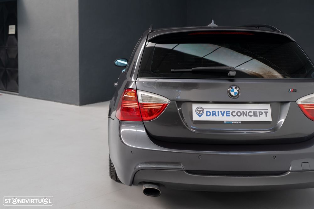 BMW 318 d - 21