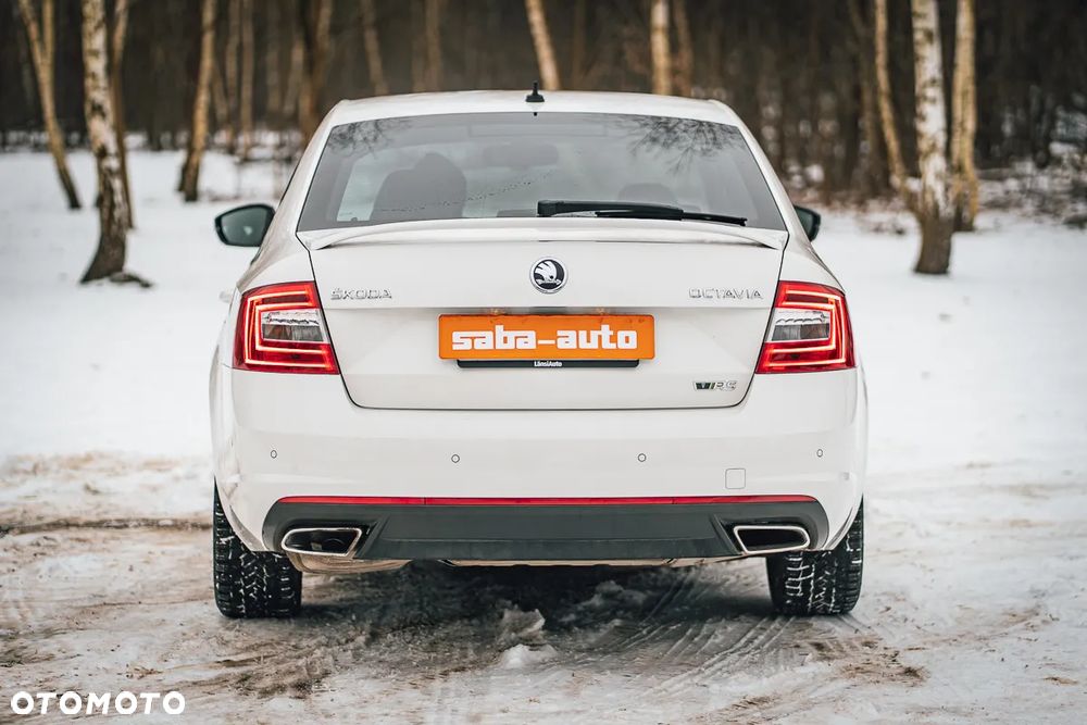 Skoda Octavia 2.0 TDI DSG RS - 6