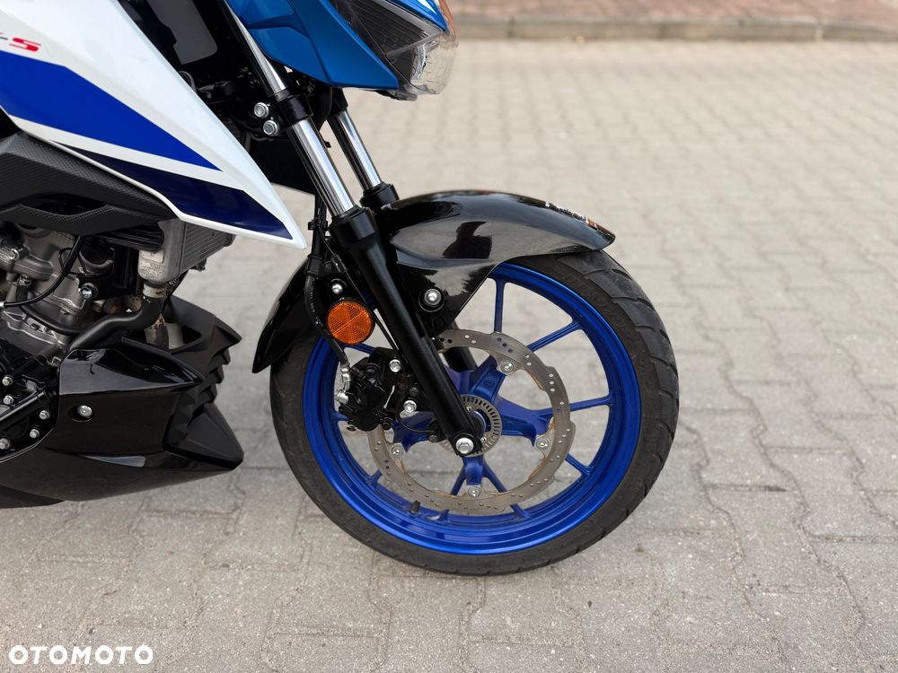 Suzuki GSX - 8