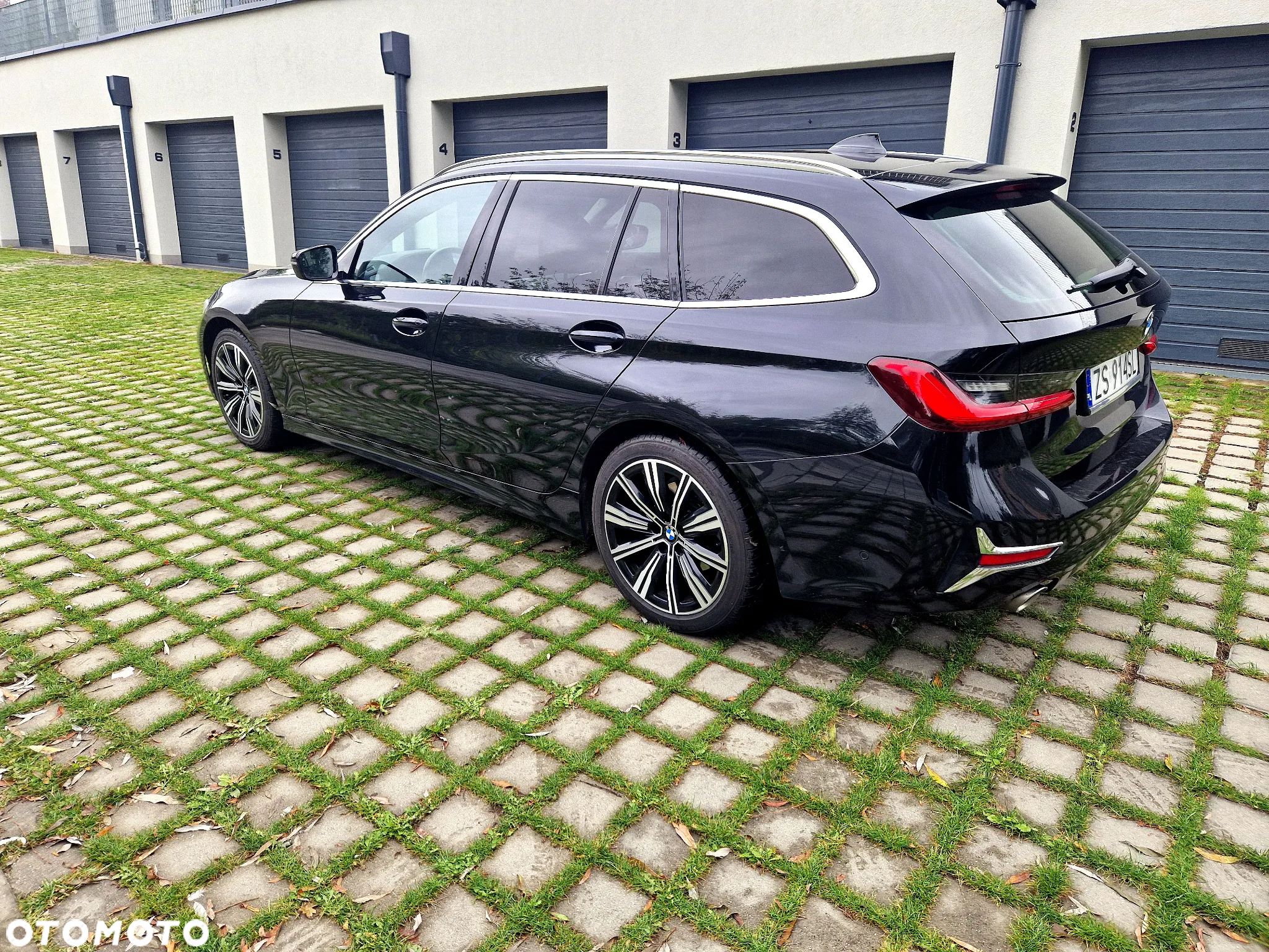 BMW Seria 3 320d xDrive Luxury Line sport - 14