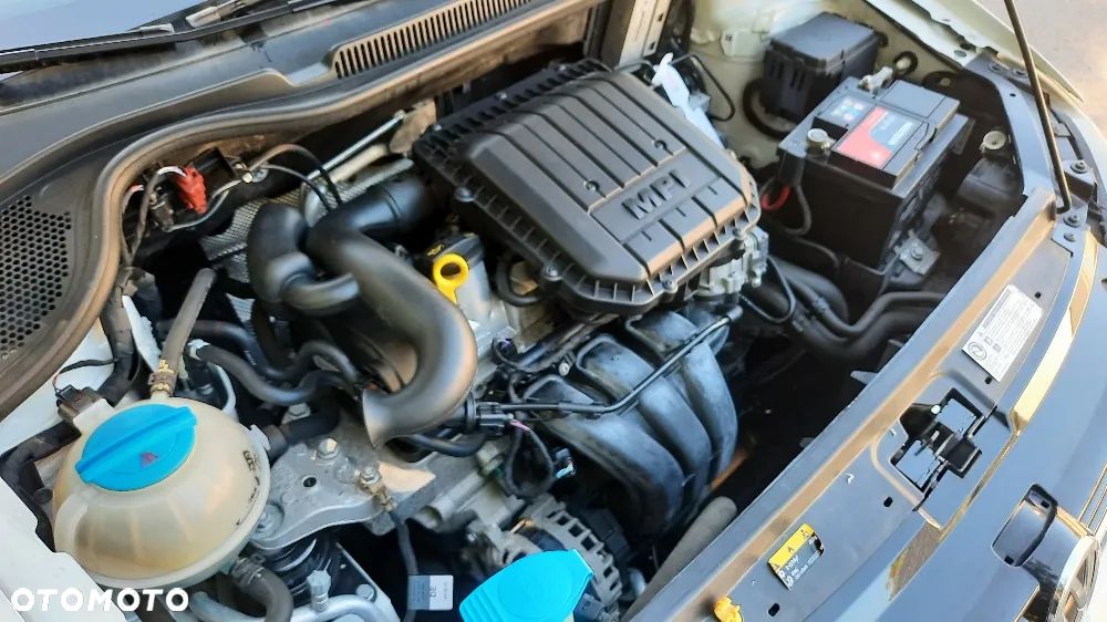 Volkswagen Polo 1.0 BMT Trendline - 23