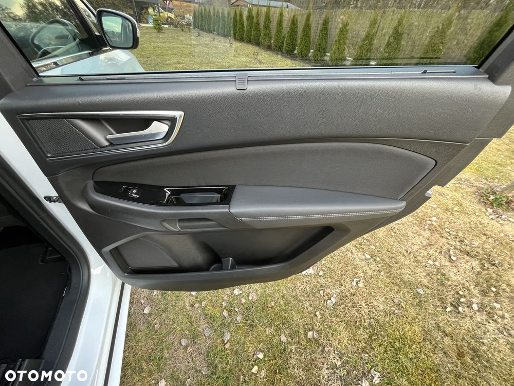 Ford S-Max 2.0 EcoBlue Titanium - 13