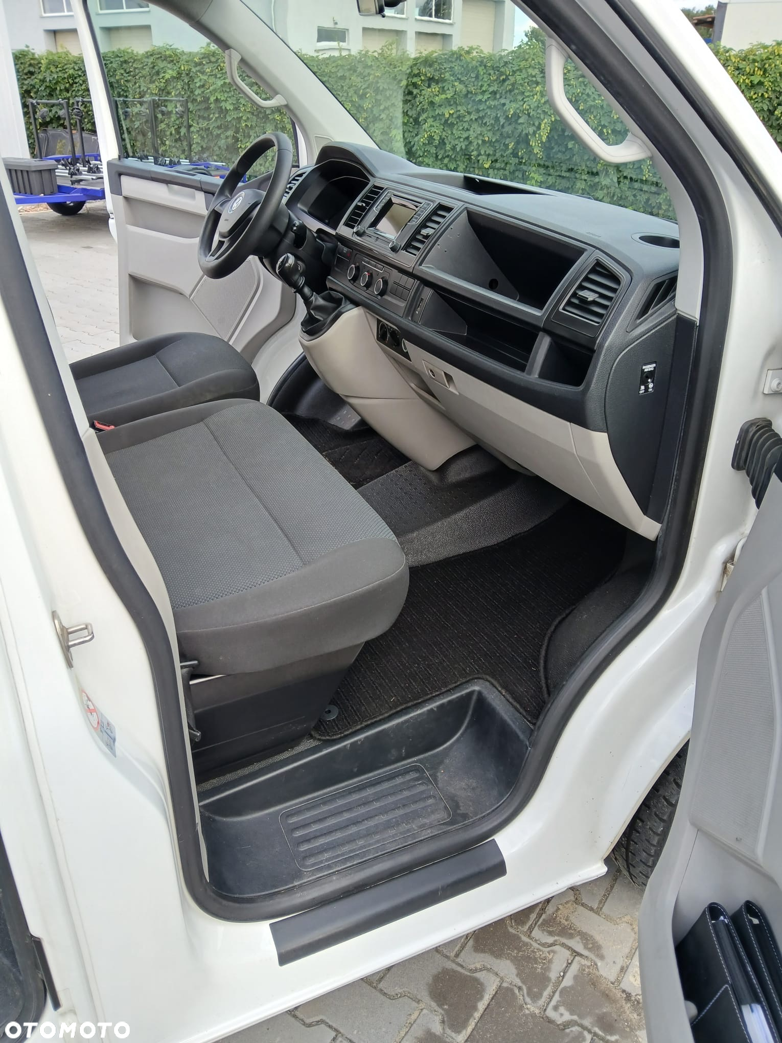 Volkswagen Transporter - 11
