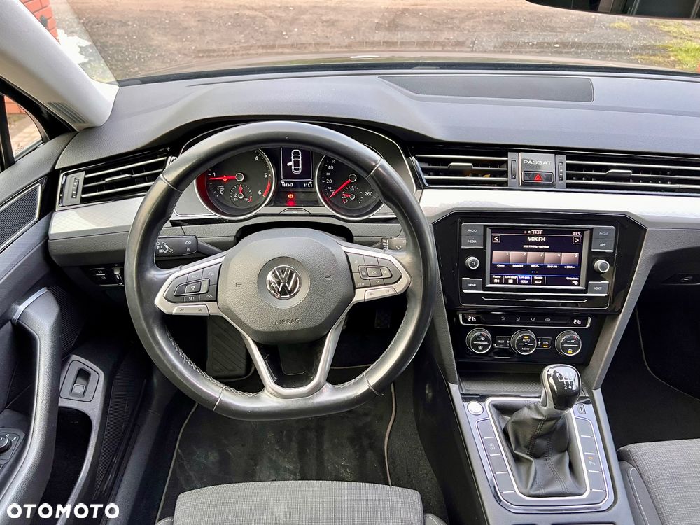 Volkswagen Passat 2.0 TDI EVO Business - 5