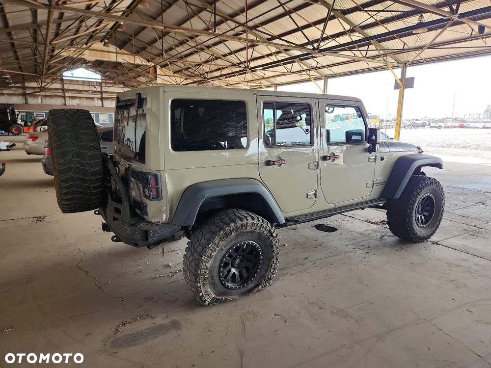 Jeep Wrangler Unlimited 3.6 Automatik Rubicon - 4