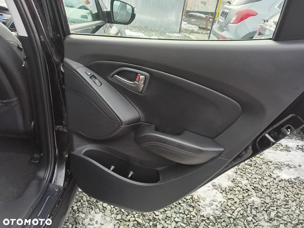 Hyundai ix35 - 28