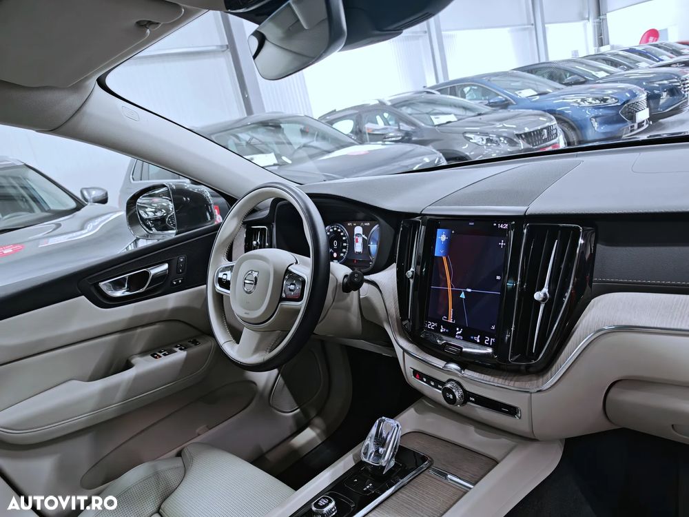 Volvo XC 60 Recharge T8 Twin Engine eAWD Inscription - 9