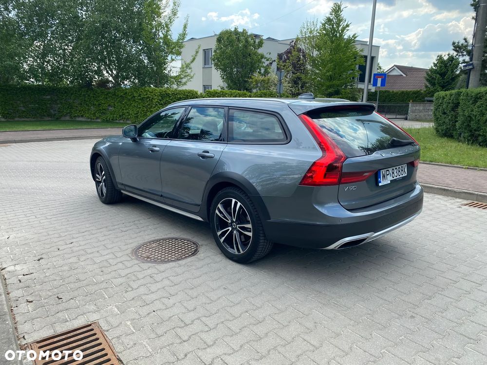 Volvo V90 Cross Country D5 AWD Pro - 22