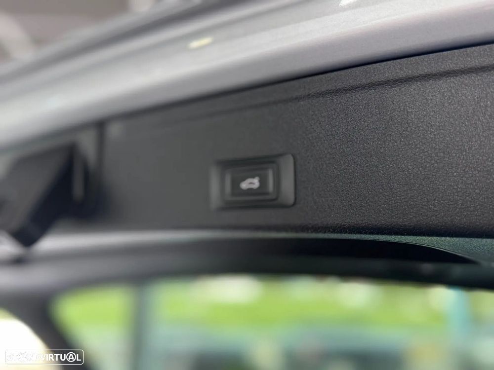 Audi A4 Avant 2.0 TDI Business Line - 23