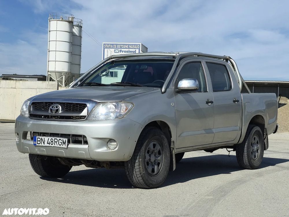 Toyota Hilux 4x4 Double Cab - 2