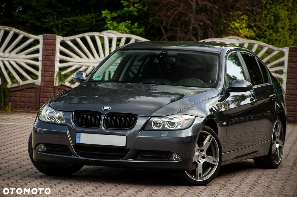 BMW Seria 3 318i Edition Sport - 14