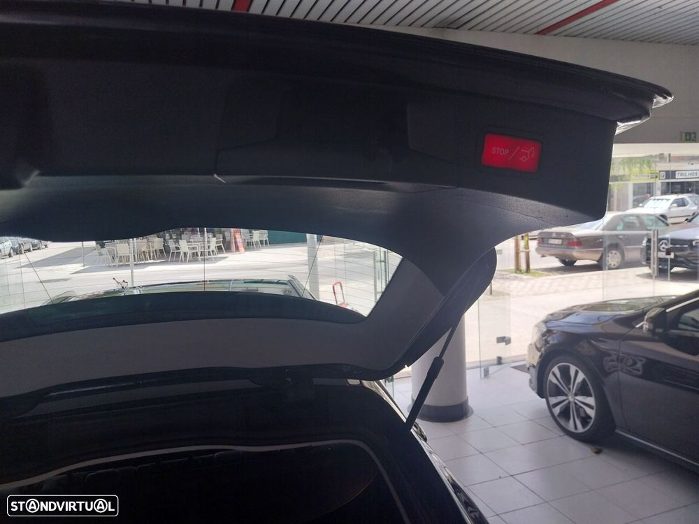 Mercedes-Benz C 200 - 13