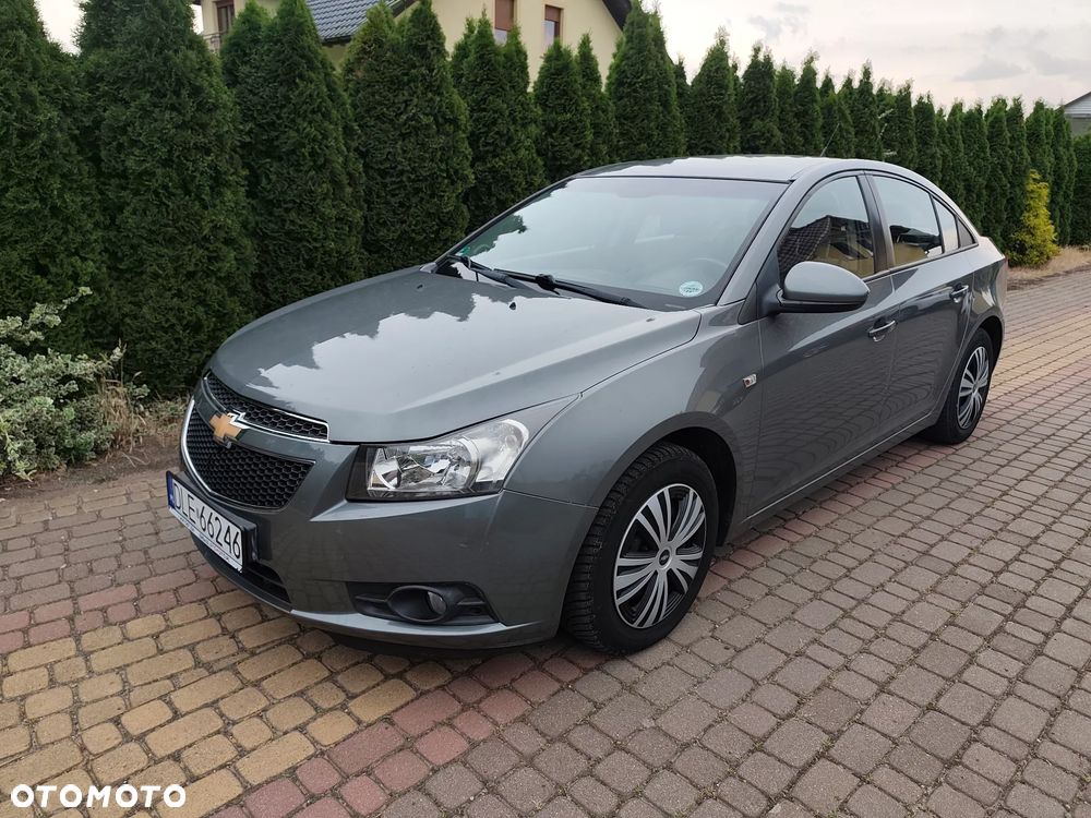Chevrolet Cruze 1.6 - 1