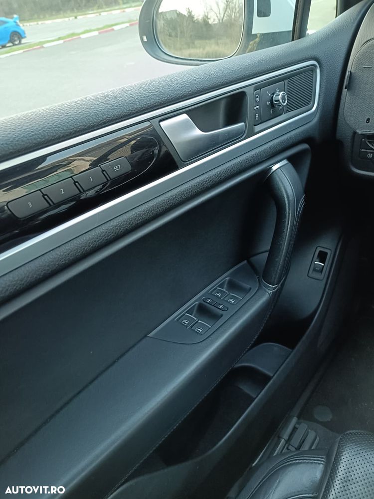 Volkswagen Touareg 3.0 V6 TDI Blue Motion DPF Automatik - 11