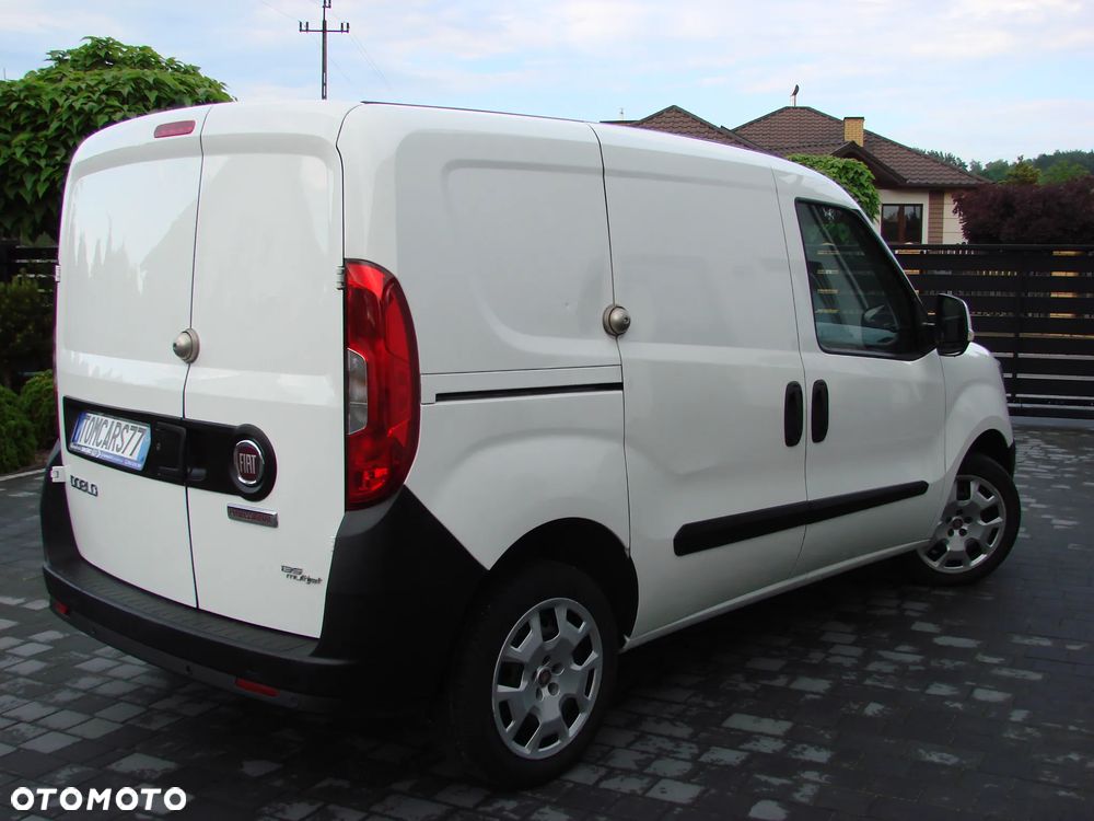 Fiat DOBLO - 17