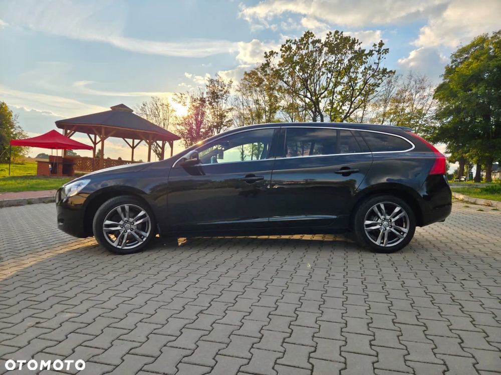 Volvo V60 D3 Geartronic Momentum - 10