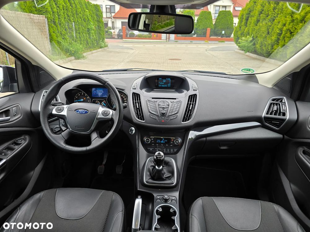 Ford Kuga - 23