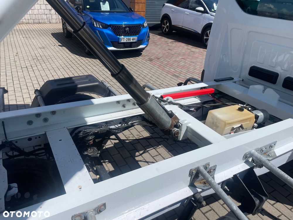 Ford Transit - 14