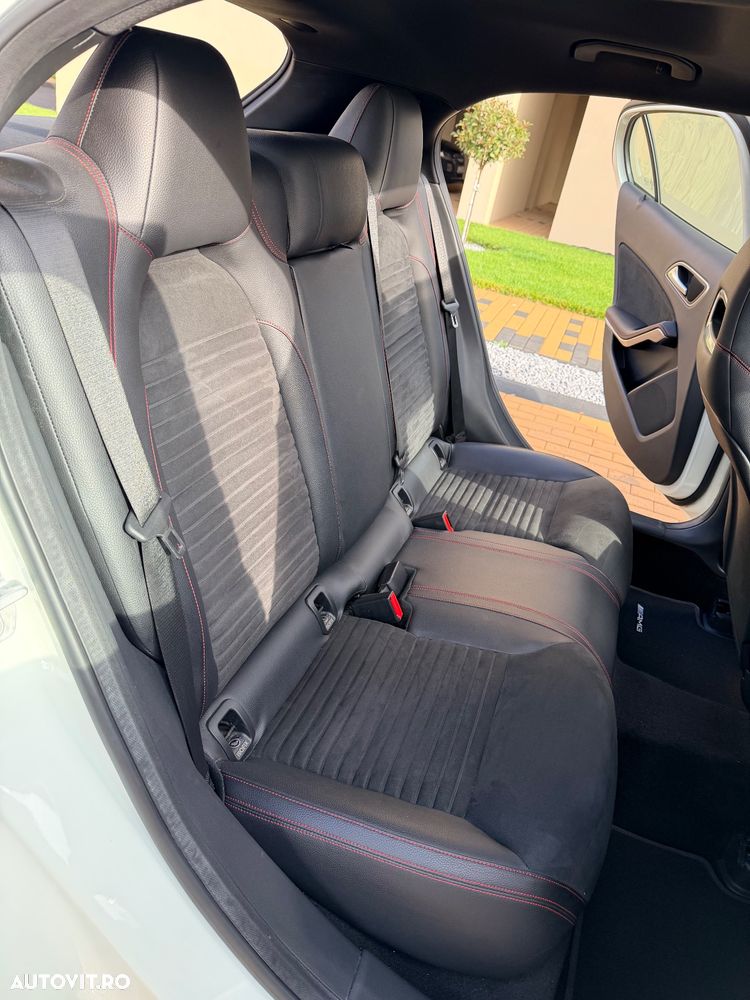 Mercedes-Benz GLA 200 AMG Line - 24