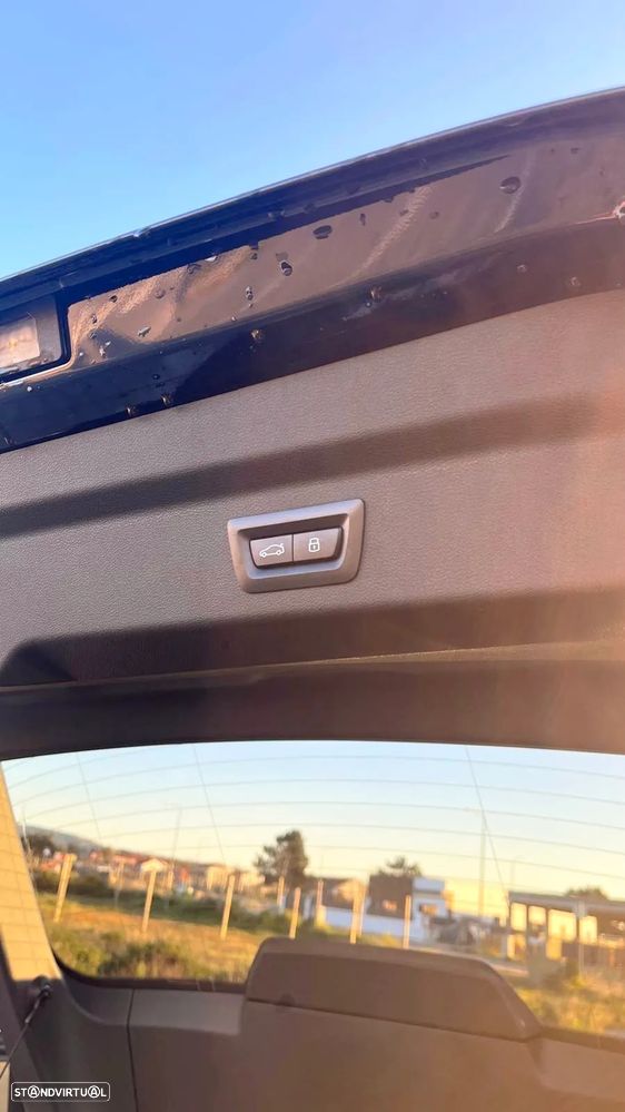 BMW iX2 eDrive20 Pack Desportivo M Pro - 19