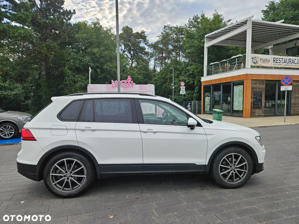 Volkswagen Tiguan - 12