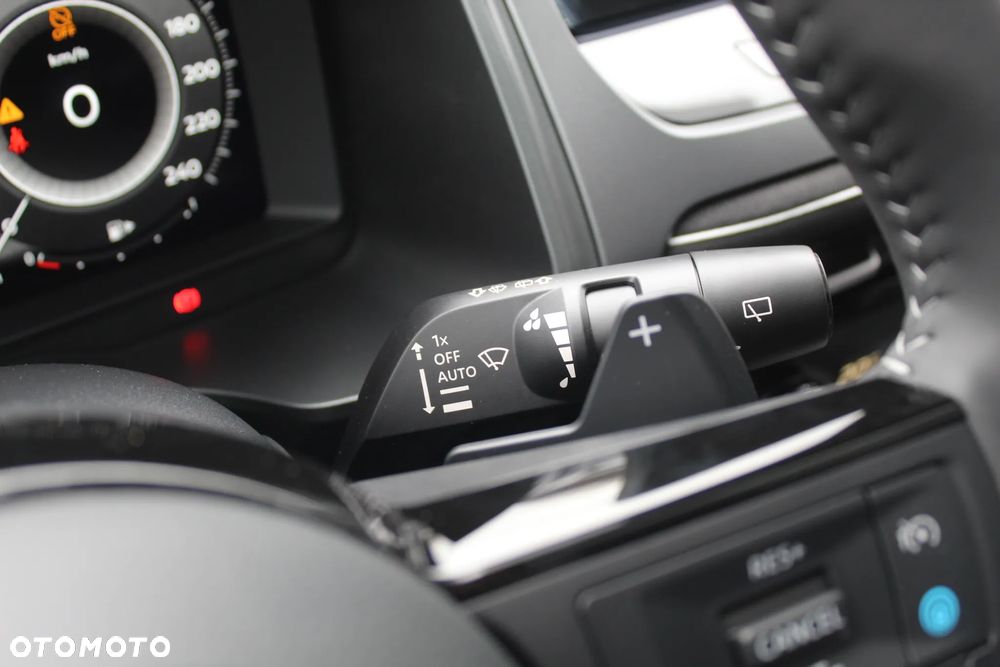 Nissan Qashqai - 25