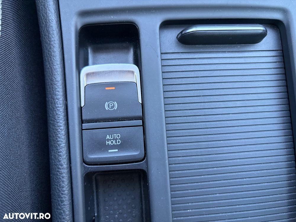 Volkswagen Golf 1.4 TSI BMT Highline - 16