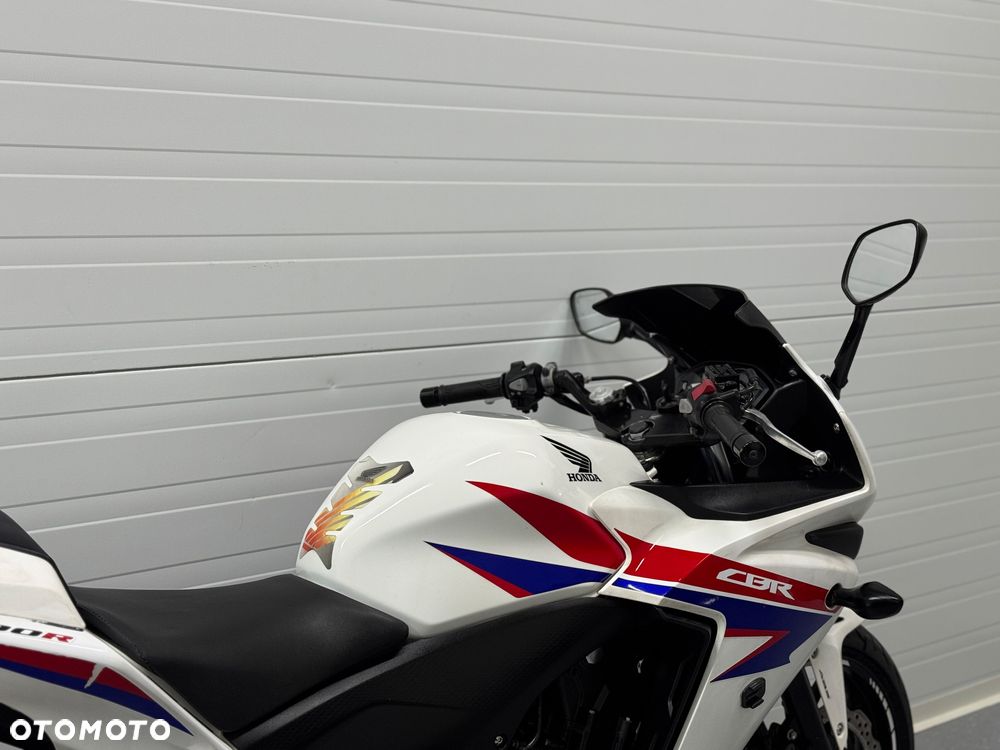 Honda CBR - 8