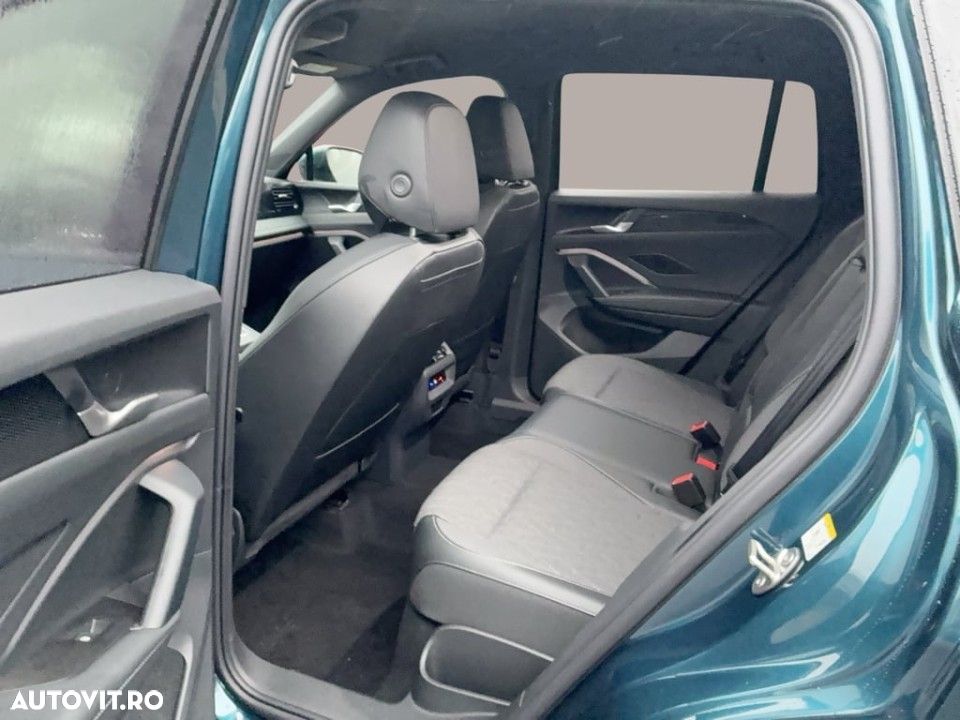 Volkswagen Tiguan - 8