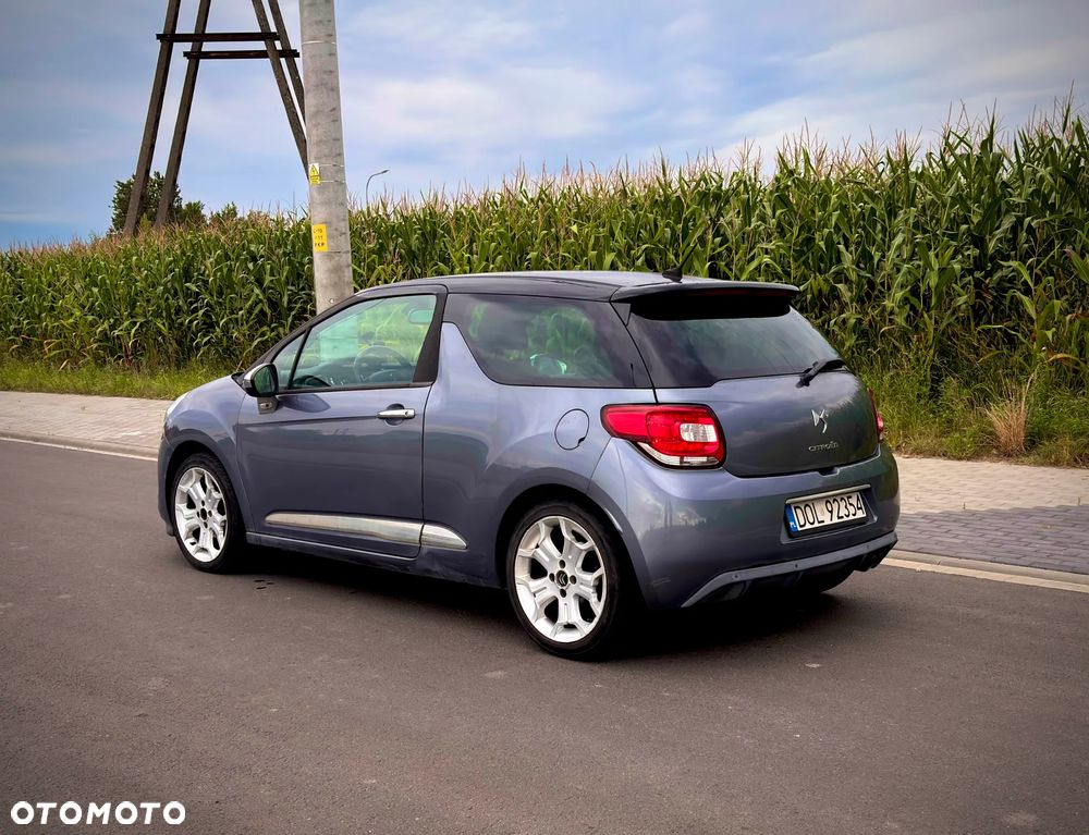 Citroën DS3 1.6 HDi SportChic - 4