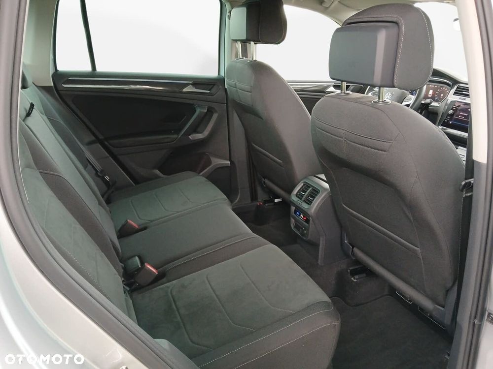 Volkswagen Tiguan 2.0 TSI 4Mot Elegance DSG - 11