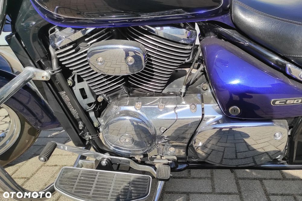 Suzuki VL 800 Volusia - Boulevard C50 - 11