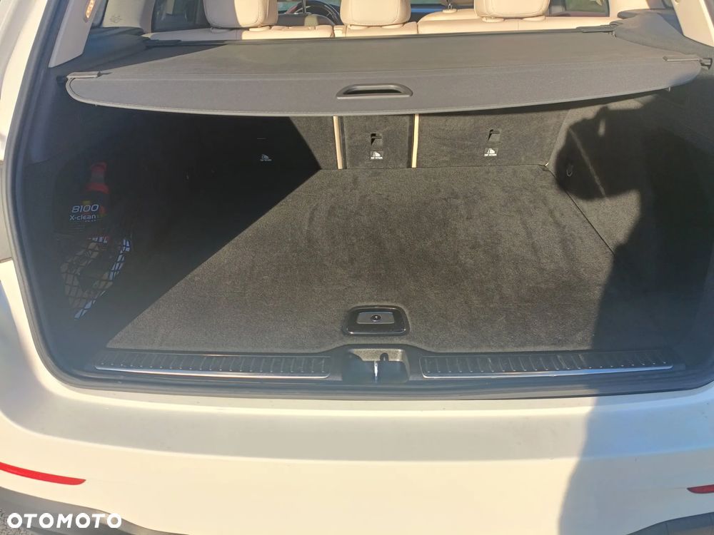 Mercedes-Benz GLC 300 4Matic 9G-TRONIC AMG Line - 5