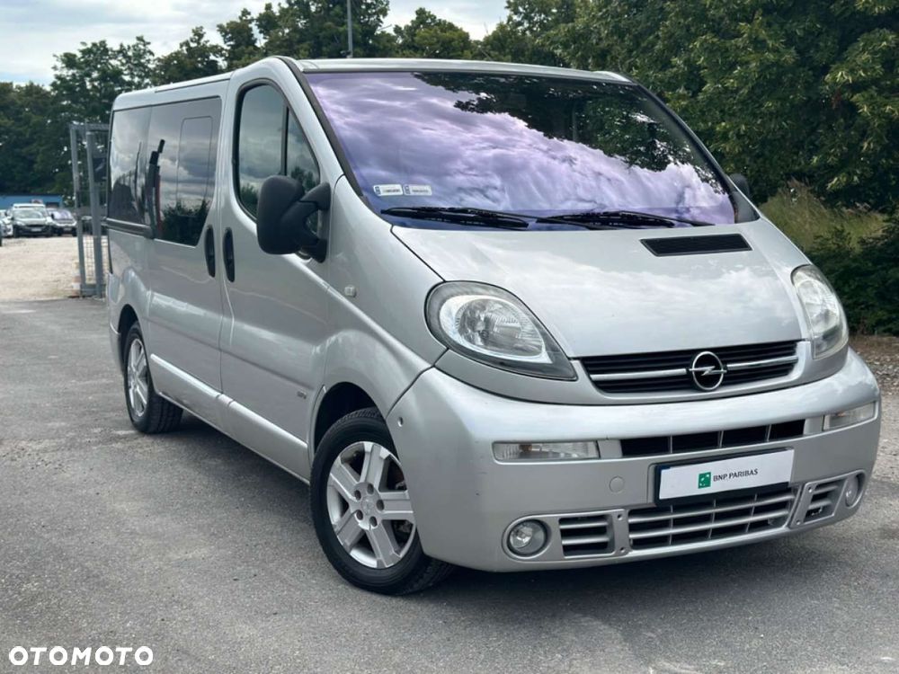 Opel Vivaro - 18