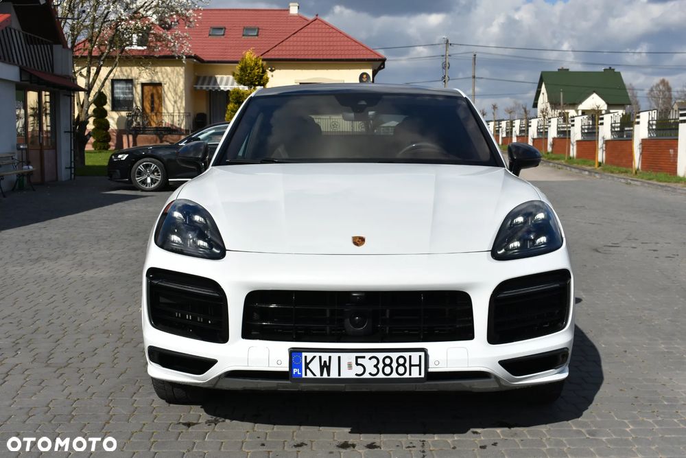 Porsche Cayenne - 10