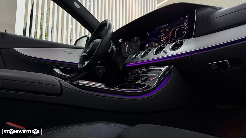 Mercedes-Benz E 300 e AMG Line - 37