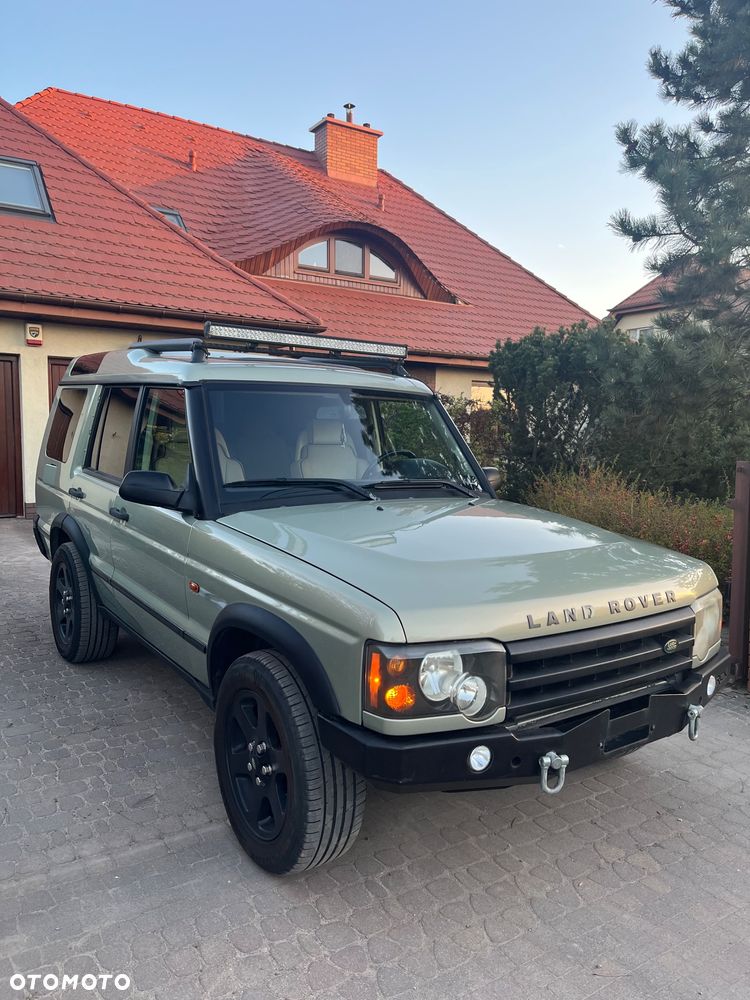 Land Rover Discovery - 4