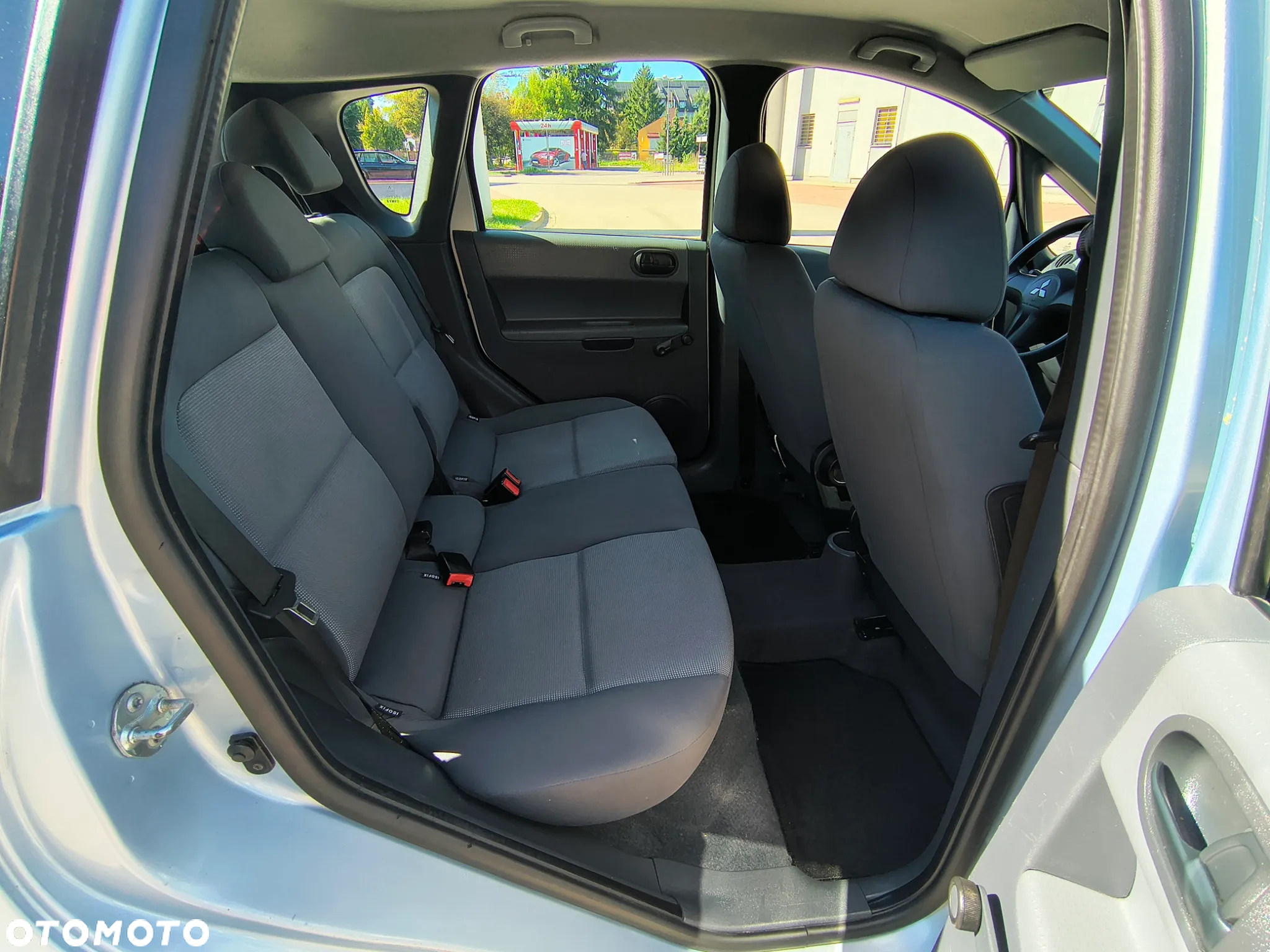 Mitsubishi Colt - 34