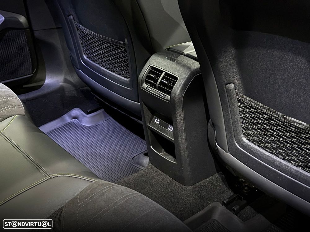 Peugeot 408 1.2 PureTech GT EAT8 - 45
