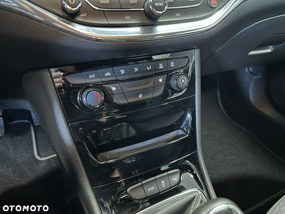 Opel Astra - 11